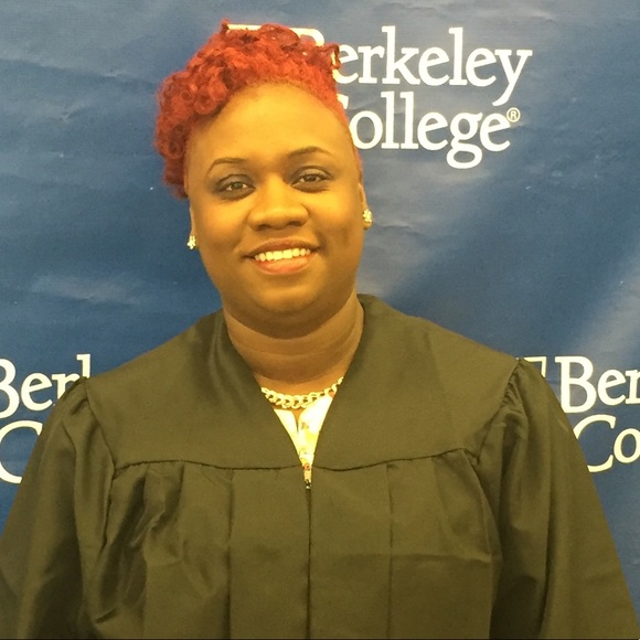 Meet your Posher, Christina - Picture 2 of 2